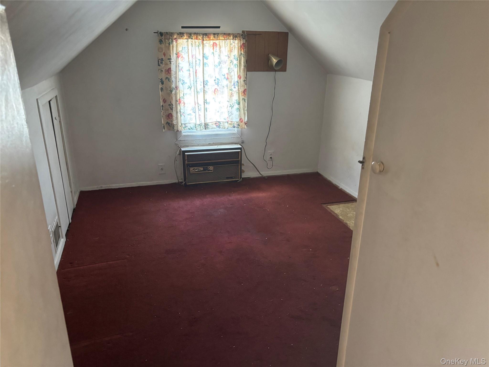 3251 Fairmount Avenue Property Photo 12