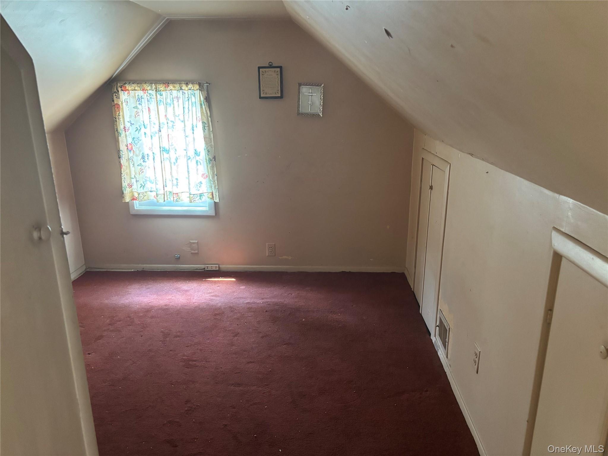 3251 Fairmount Avenue Property Photo 14