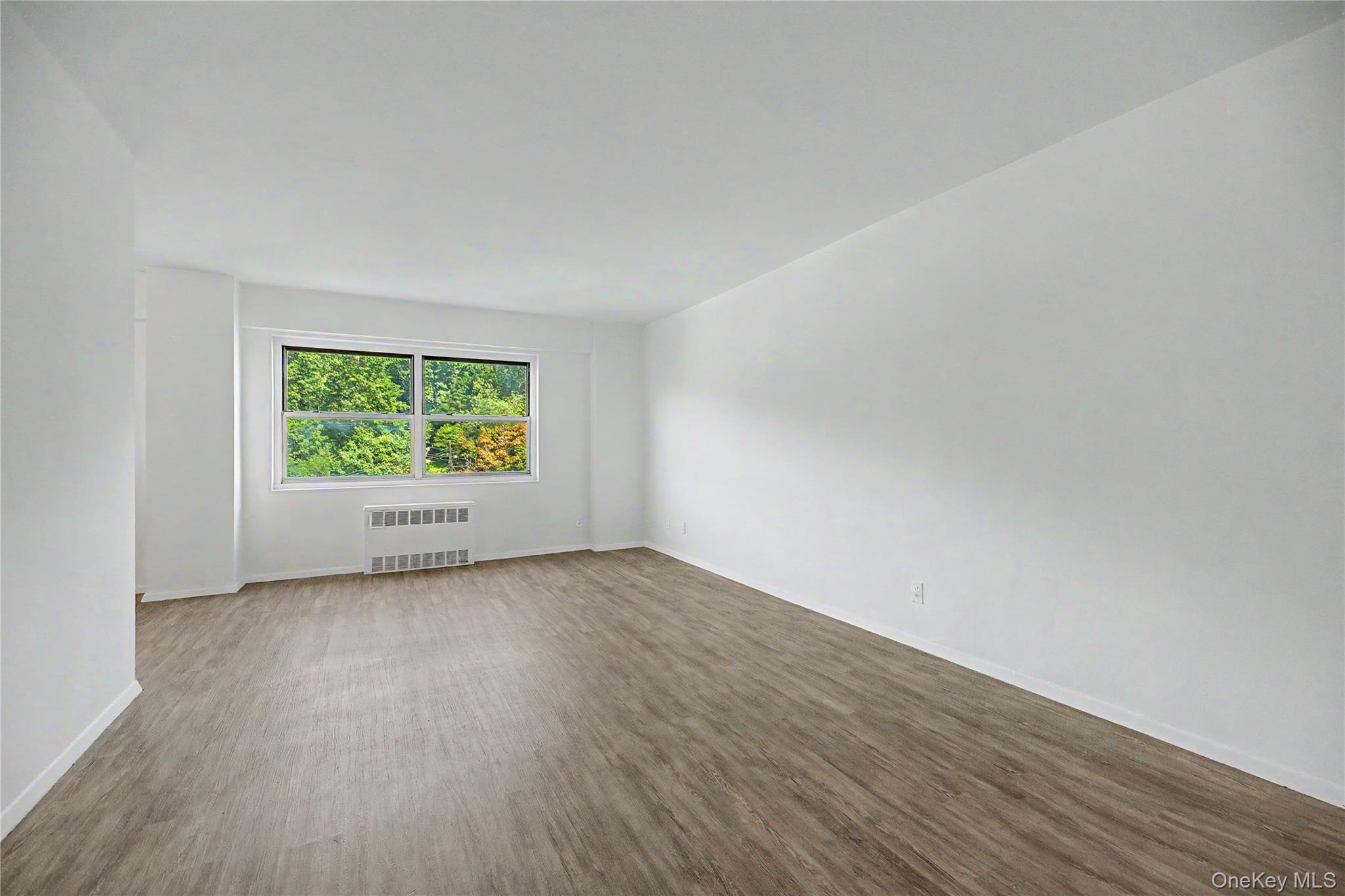 3130 Irwin Avenue 6g Property Photo 3