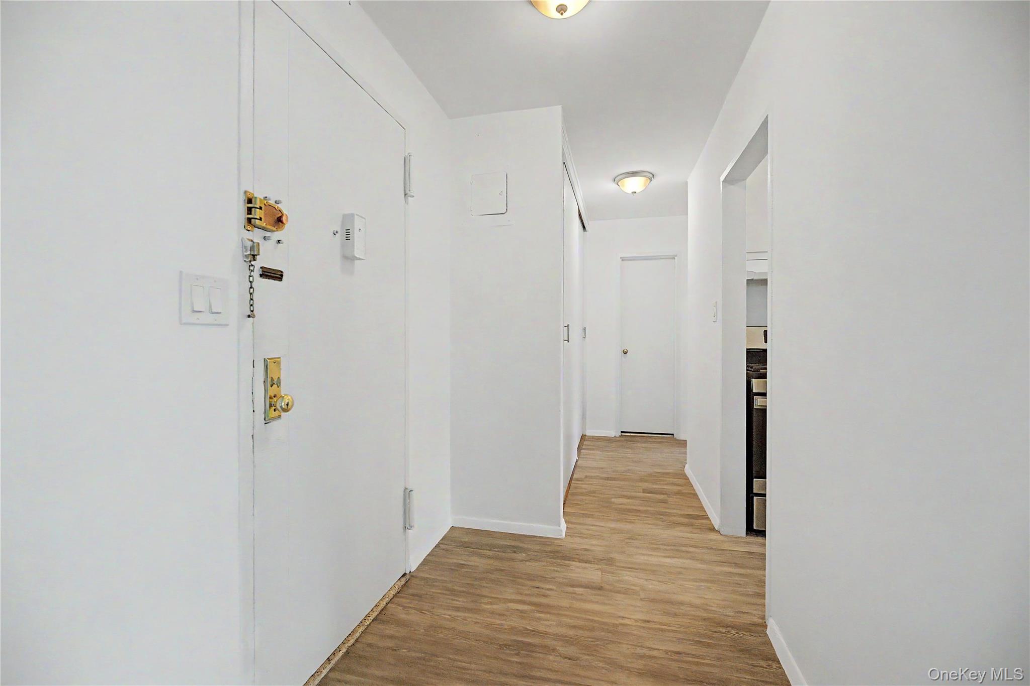 3130 Irwin Avenue 6g Property Photo 12