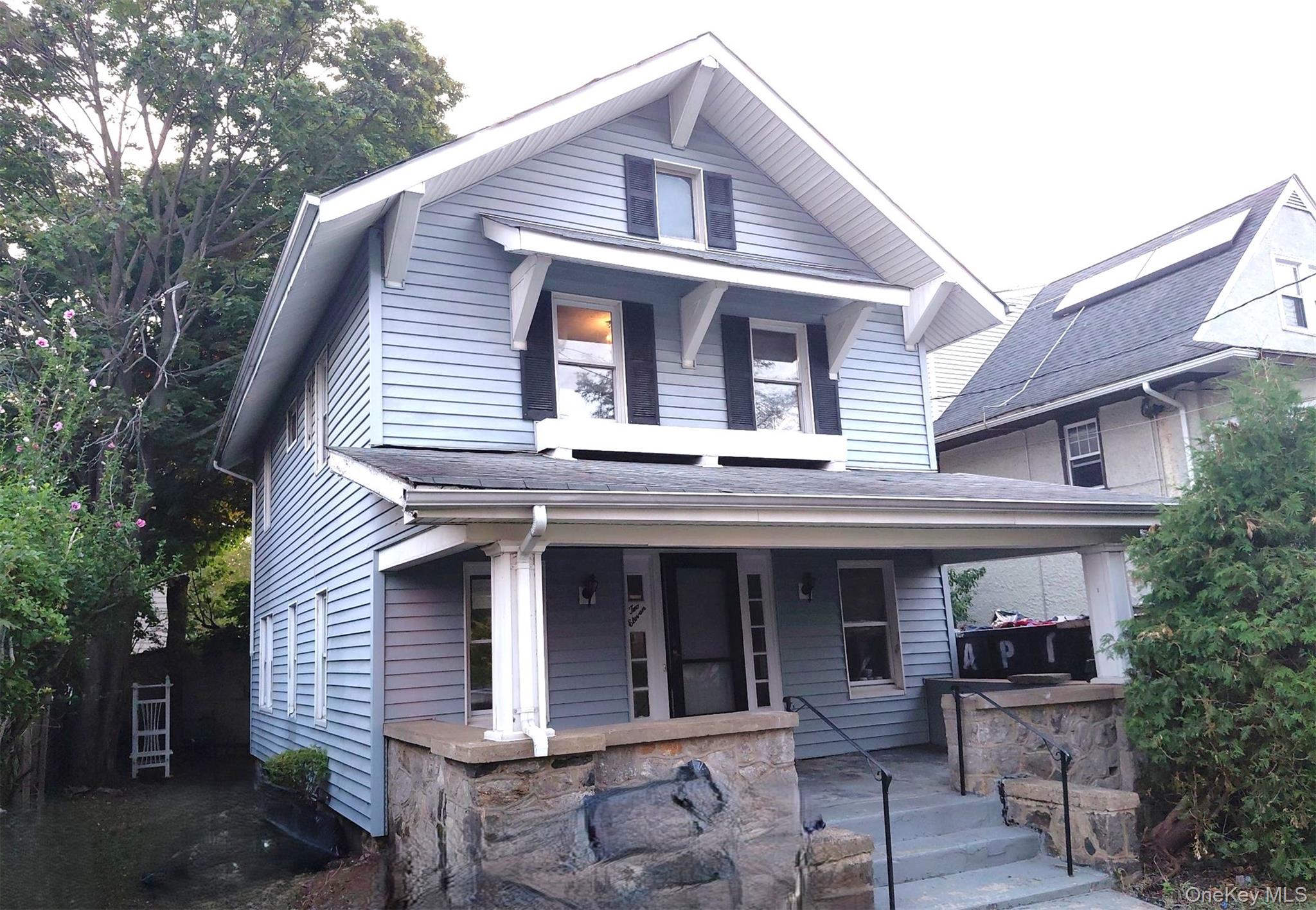 211 Egmont Avenue Property Photo 1