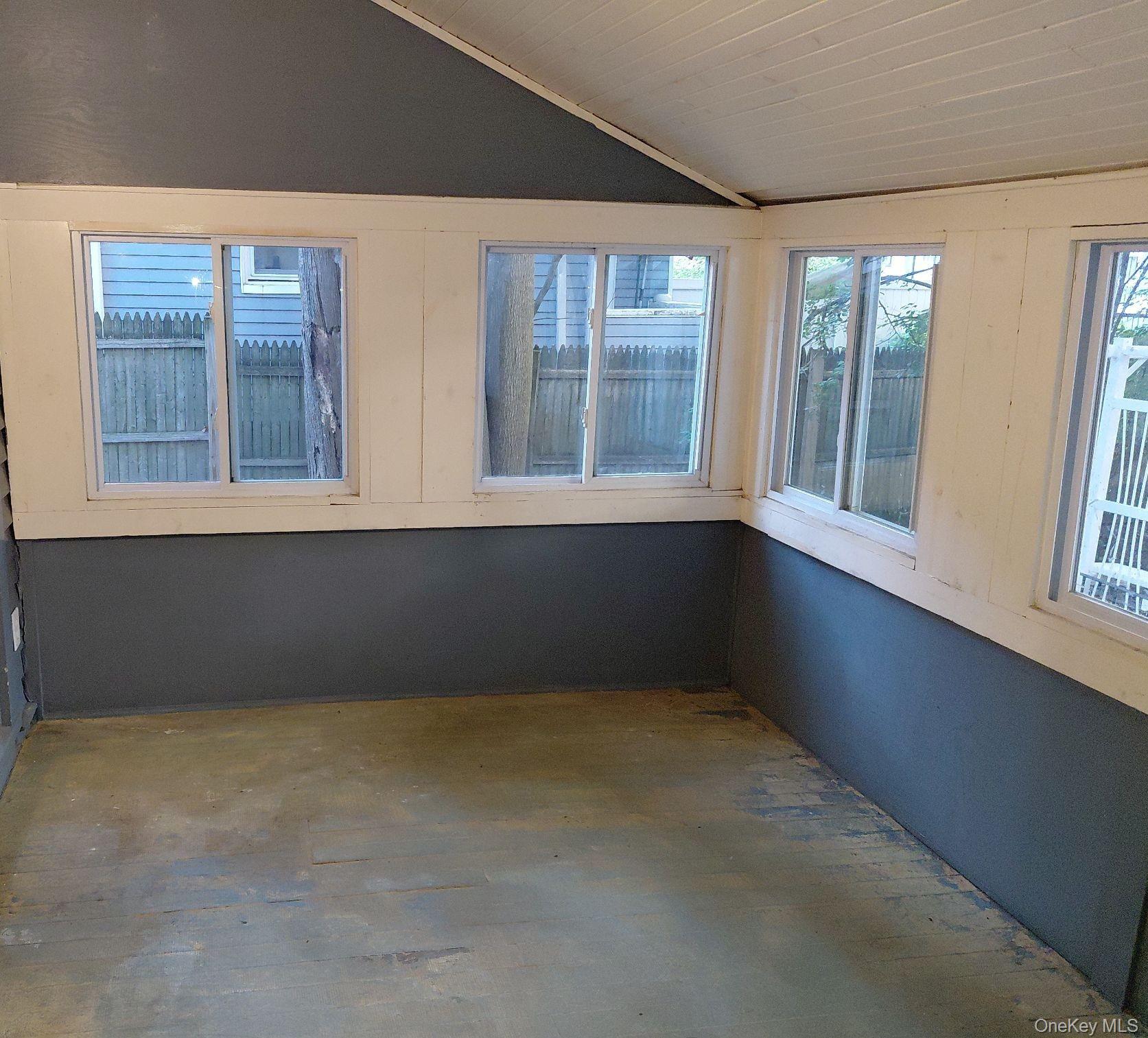 211 Egmont Avenue Property Photo 3