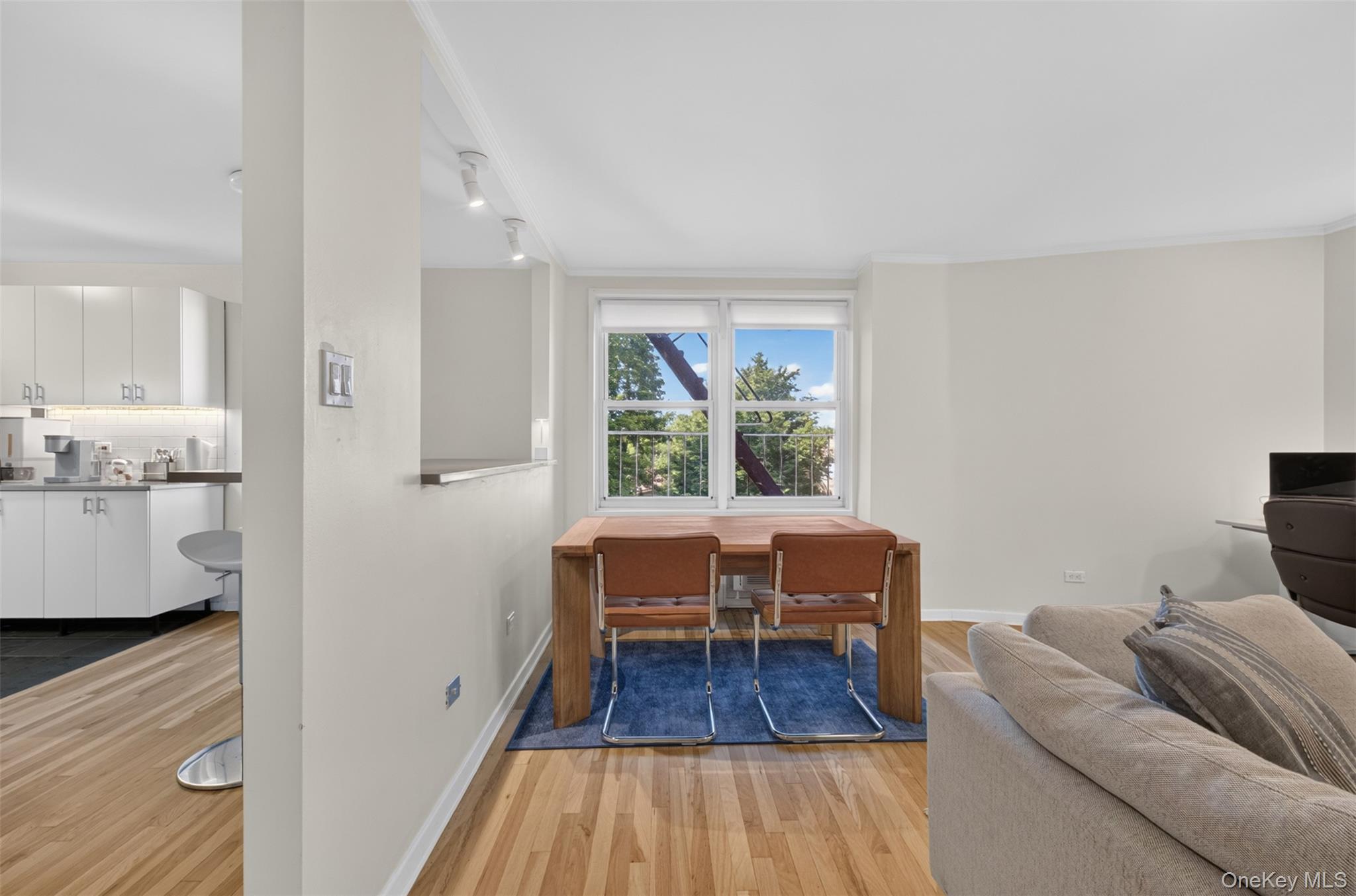 241-20 Northern Blvd 3p Property Photo 10