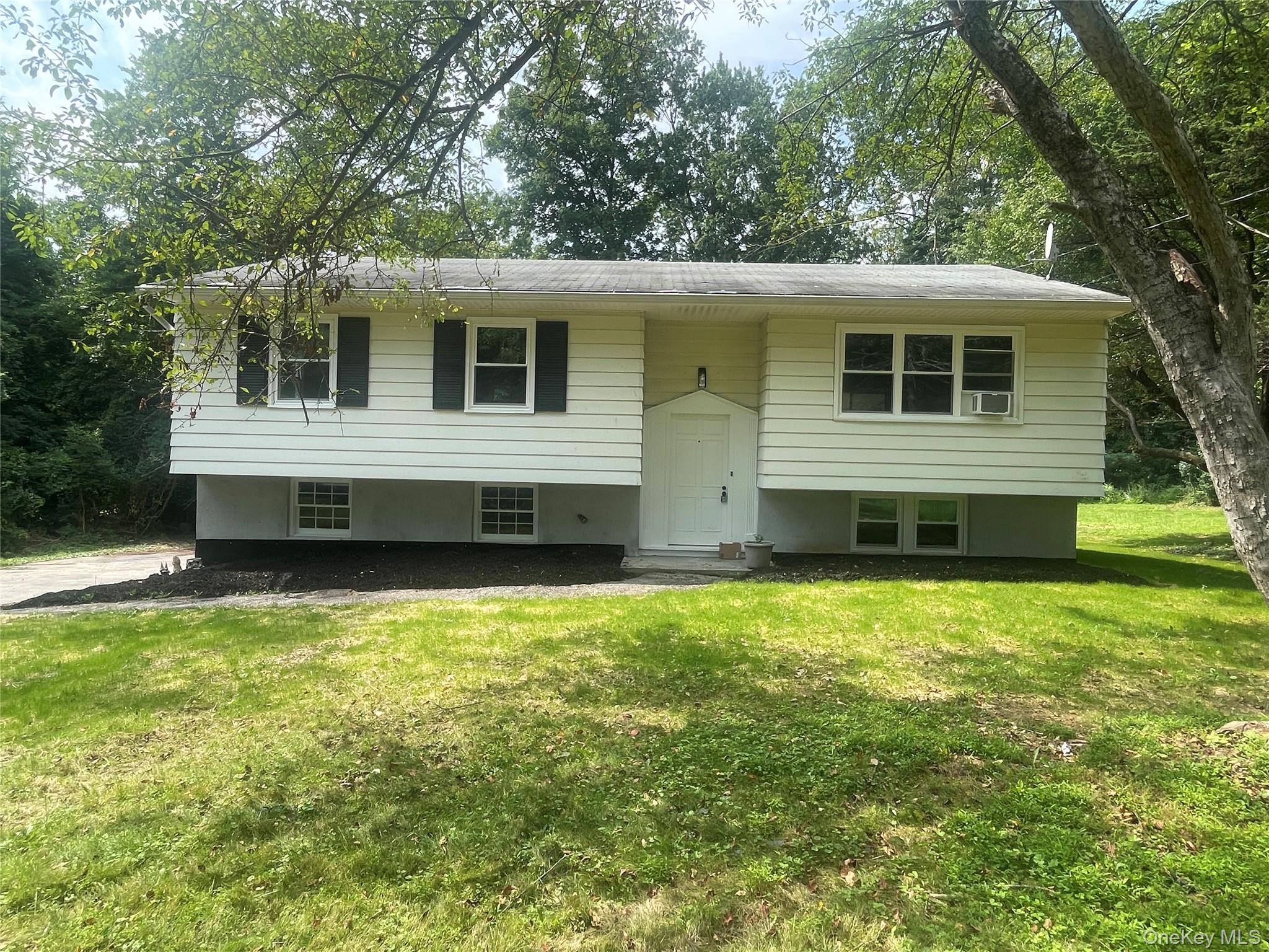 15 Vandewater Drive Property Photo 3