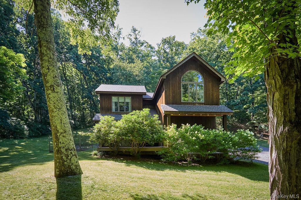 10 Dickman Farm Road Property Photo 14