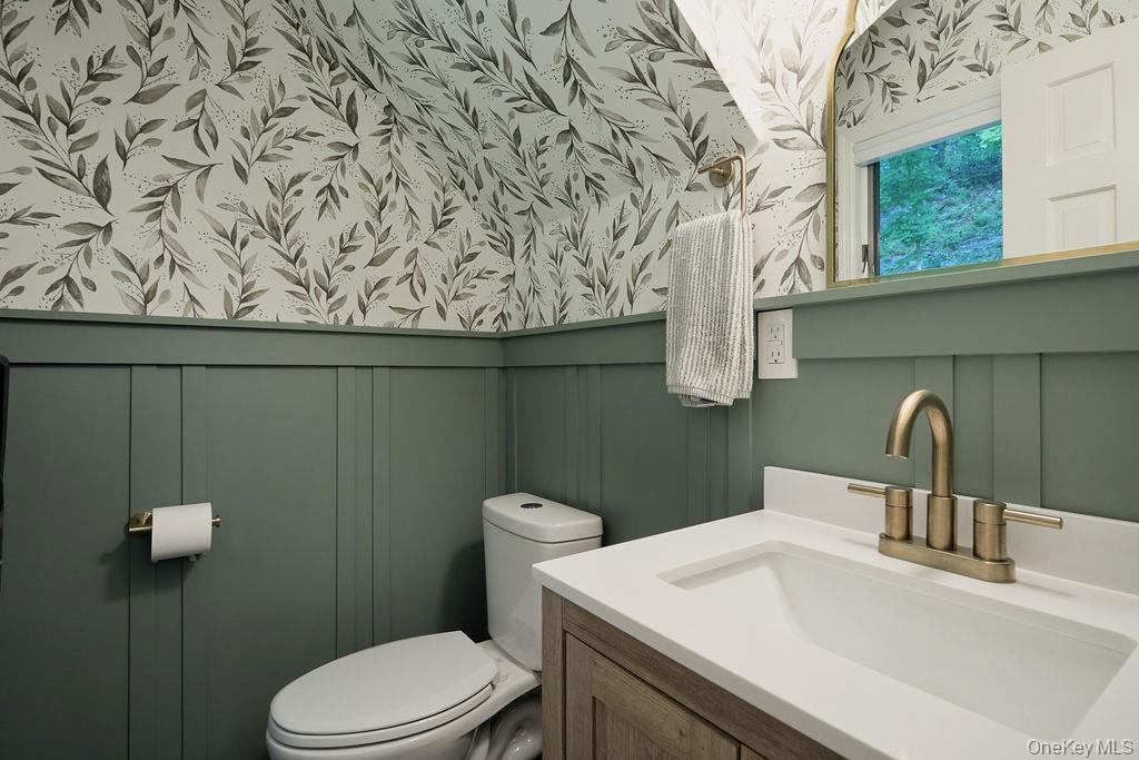 10 Dickman Farm Road Property Photo 32