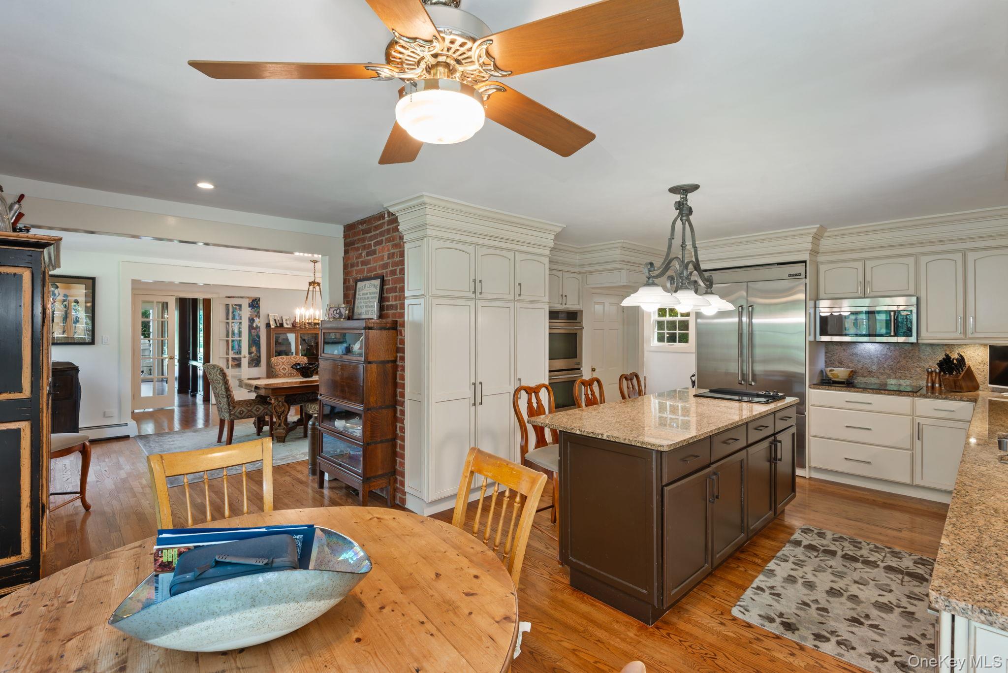 1 Stonegate Lane Property Photo 18
