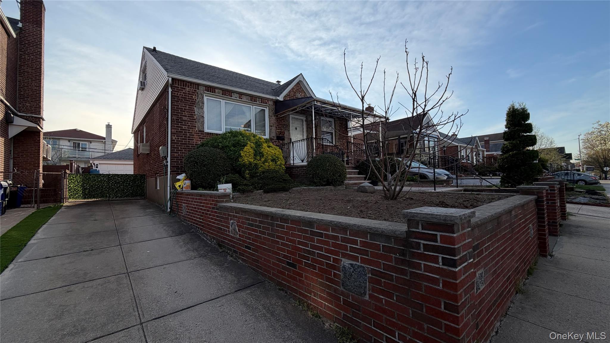 50-27 192nd Street Property Photo 4
