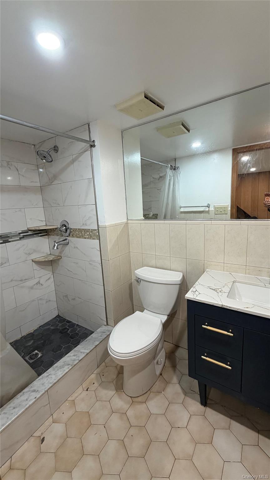 50-27 192nd Street Property Photo 12
