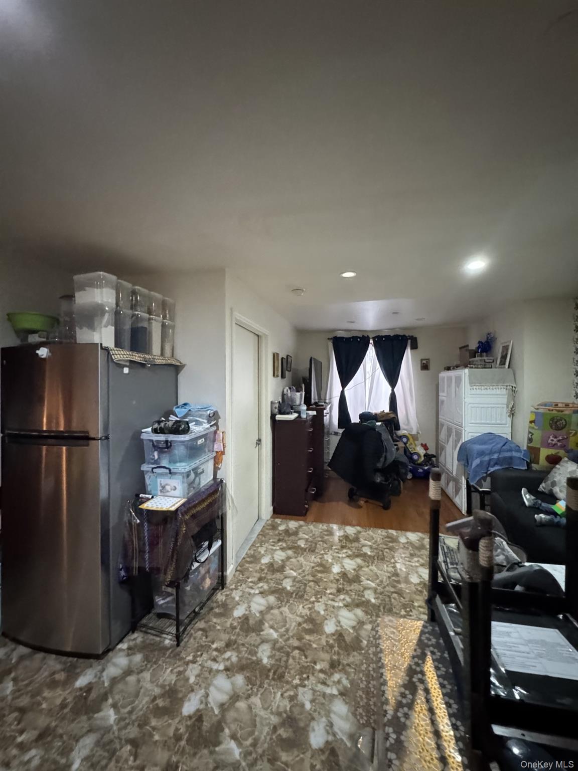 112-42 38 Avenue Property Photo 6