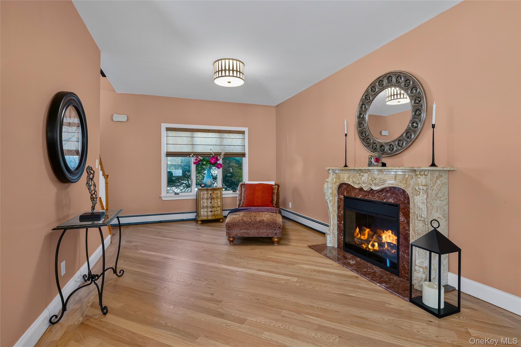 696 Hewlett Street Property Photo 17