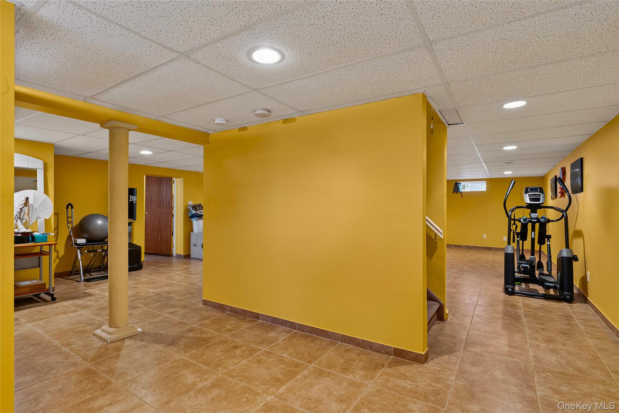 696 Hewlett Street Property Photo 40