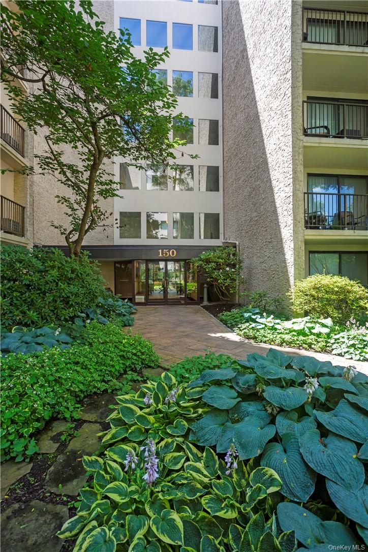 150 Overlook Avenue 2k Property Photo 4