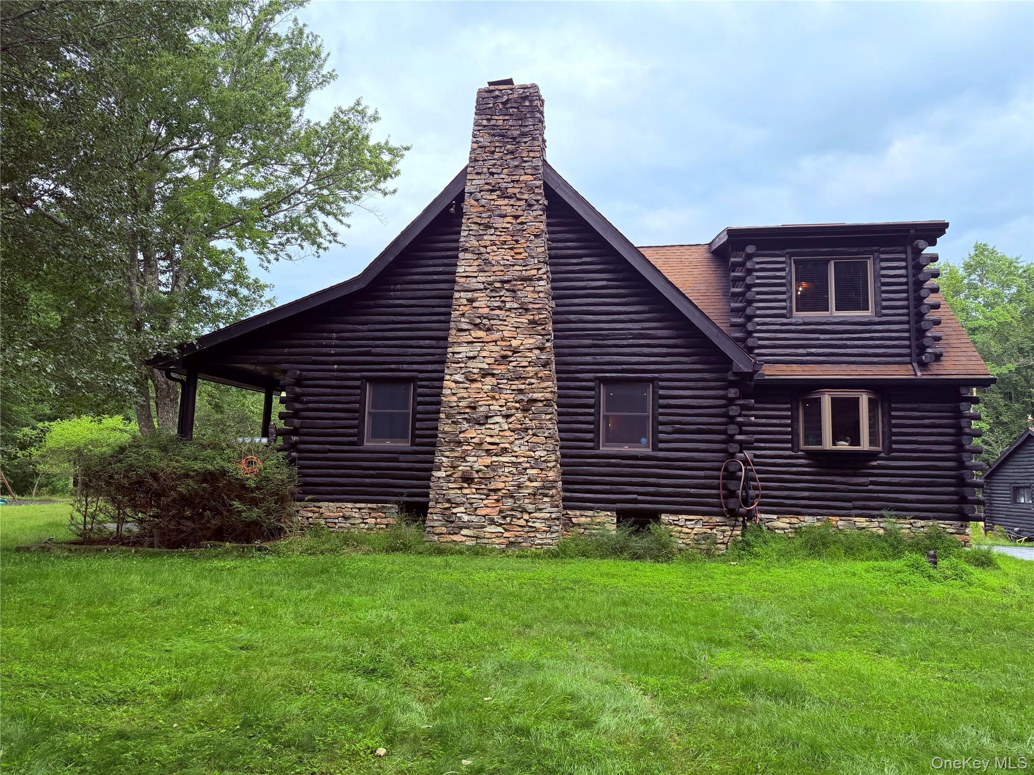 223 Spook Hole Road N Property Photo 3