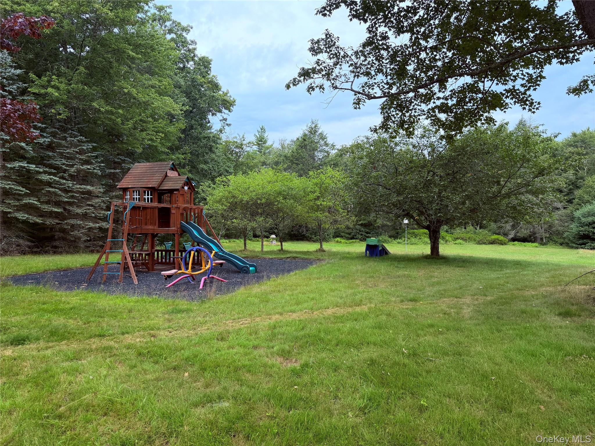 223 Spook Hole Road N Property Photo 5