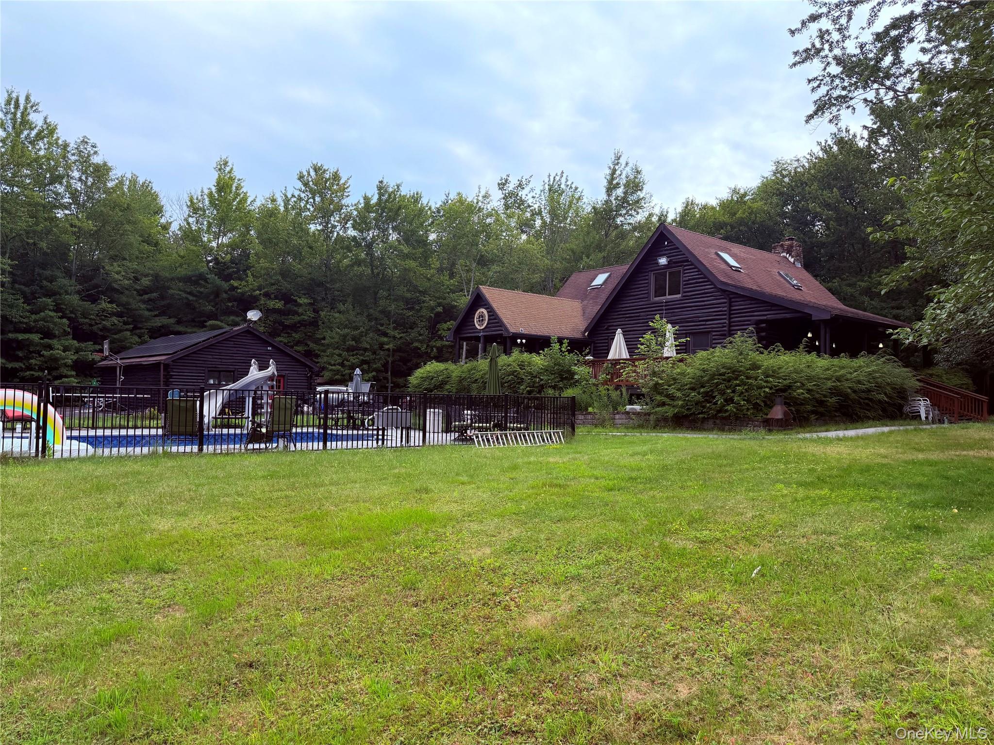 223 Spook Hole Road N Property Photo 6