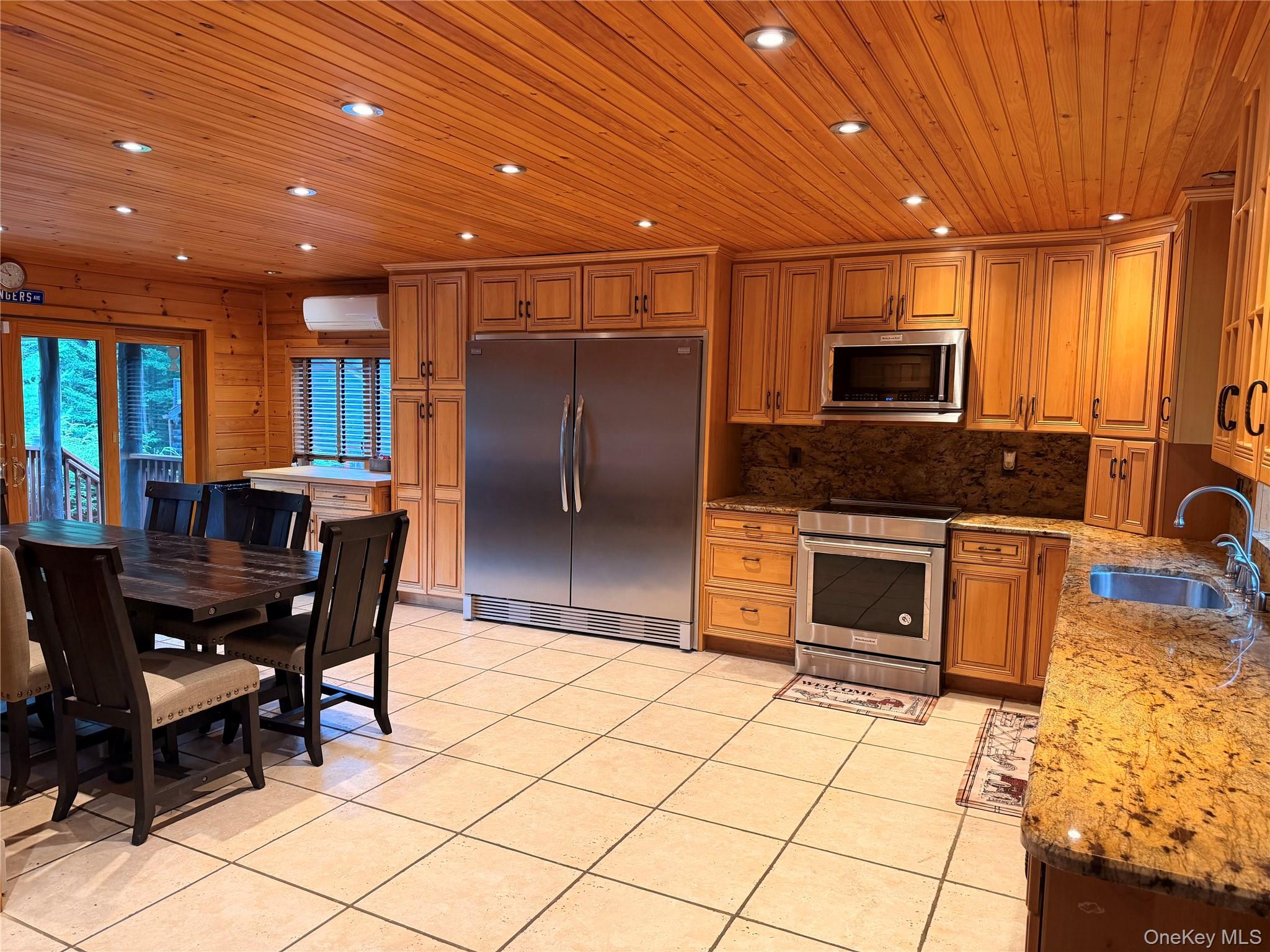 223 Spook Hole Road N Property Photo 12