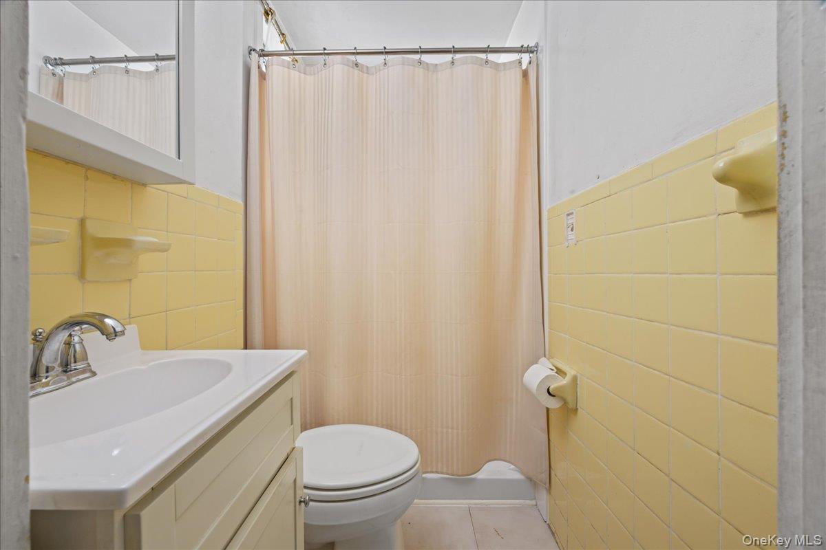 216-21 132nd Avenue Property Photo 13