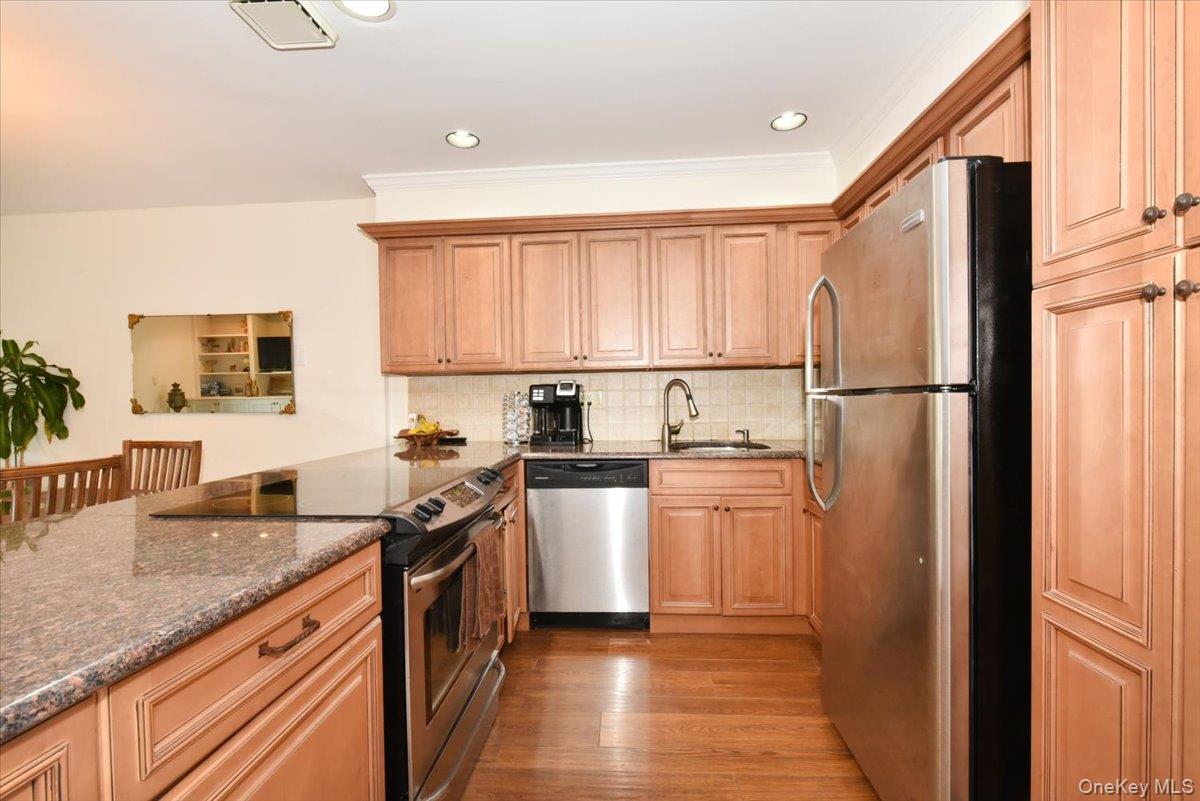 1 Anchorage Way 1108 Property Photo 9