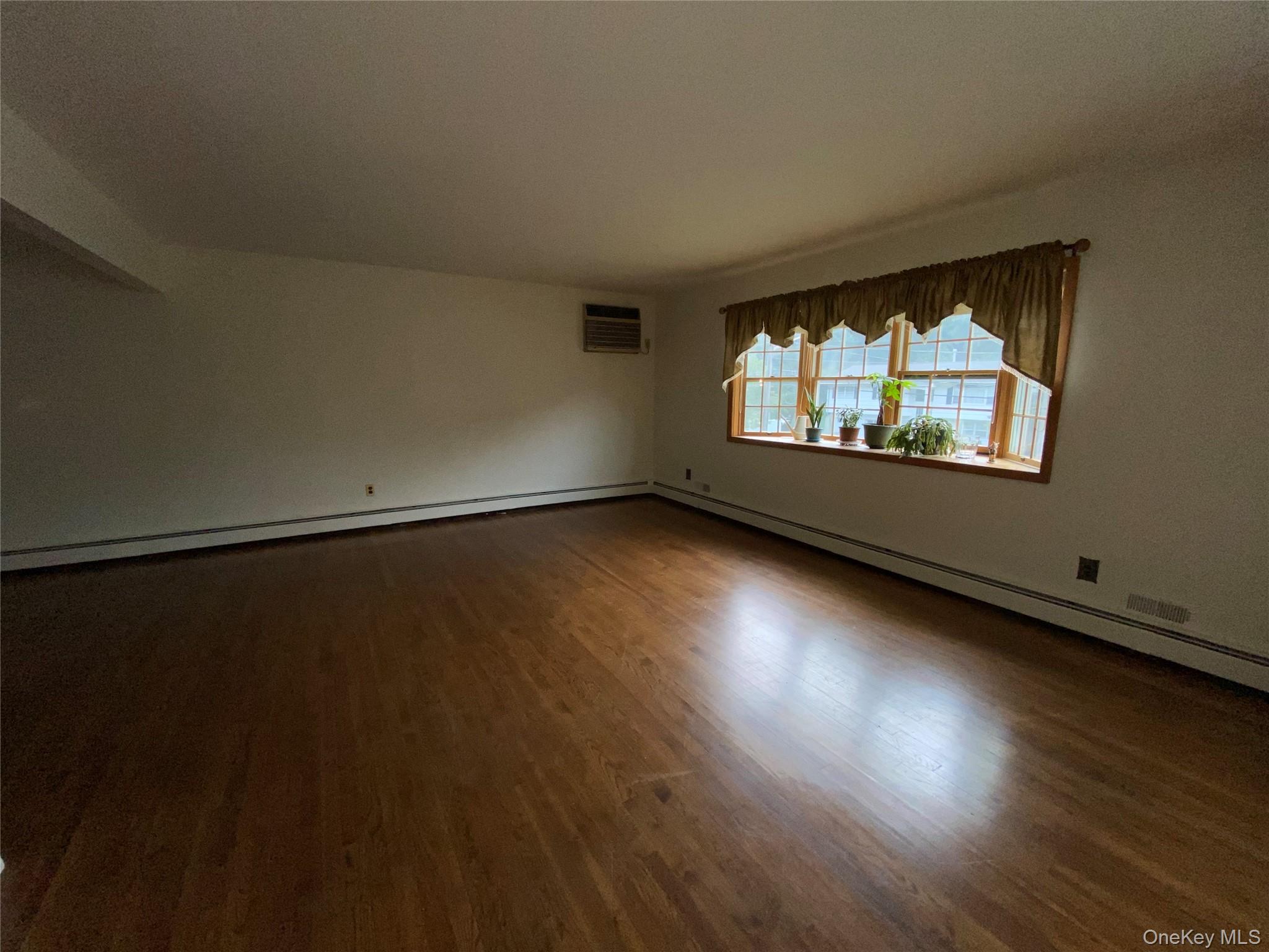 224 Center Property Photo 15