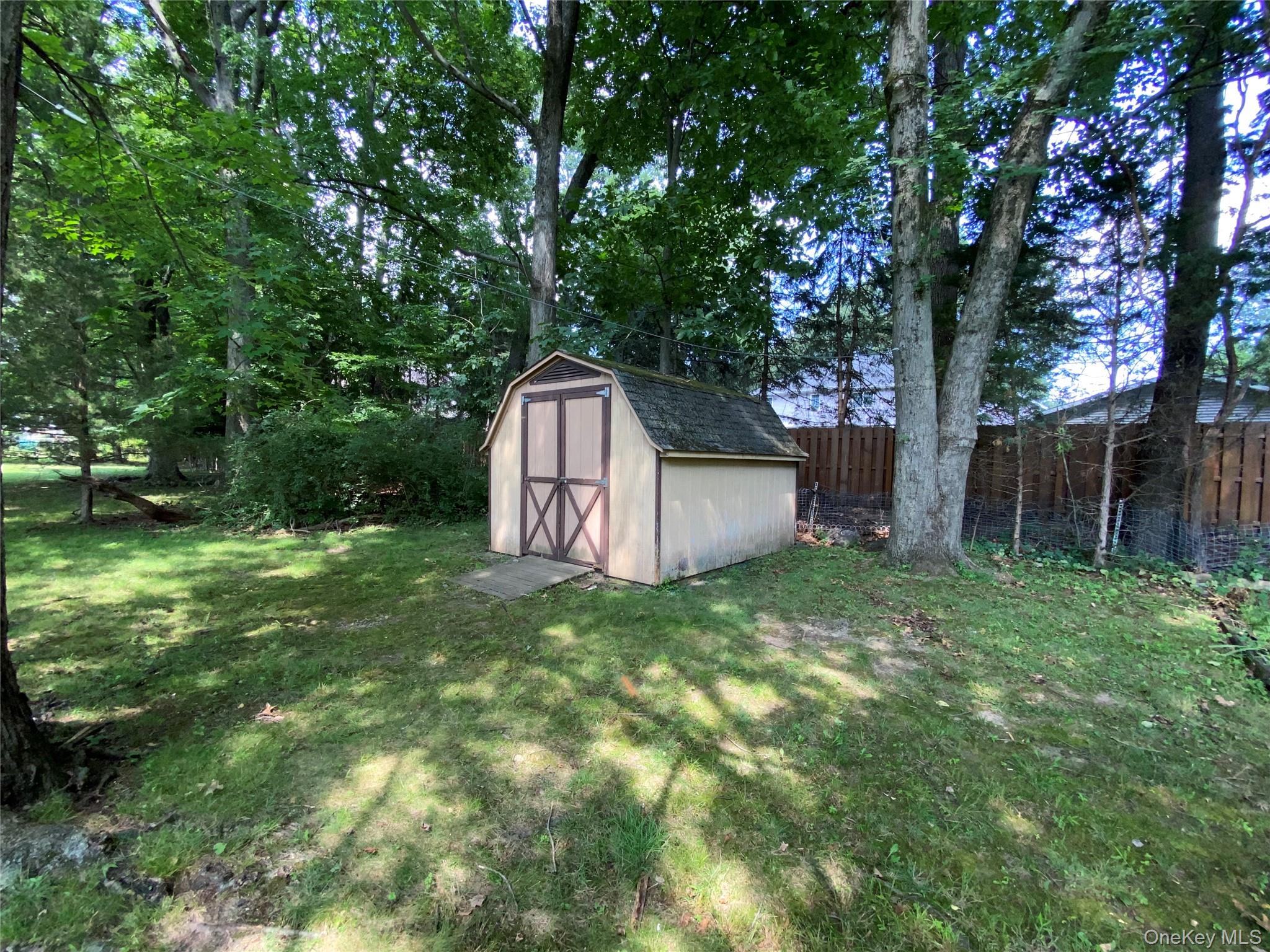224 Center Property Photo 31