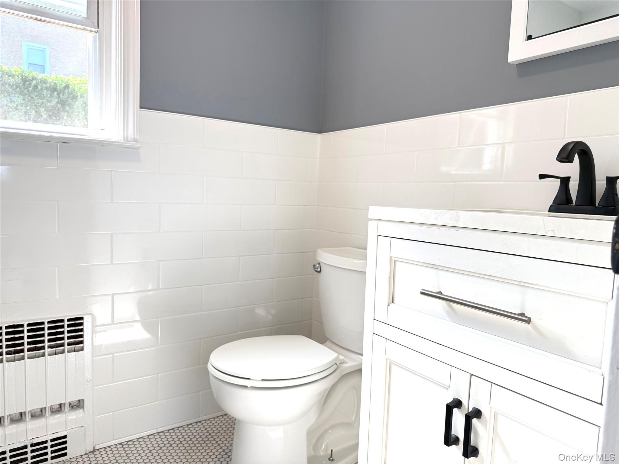 270 Gainsborg Avenue 2nd Floor Property Photo 8