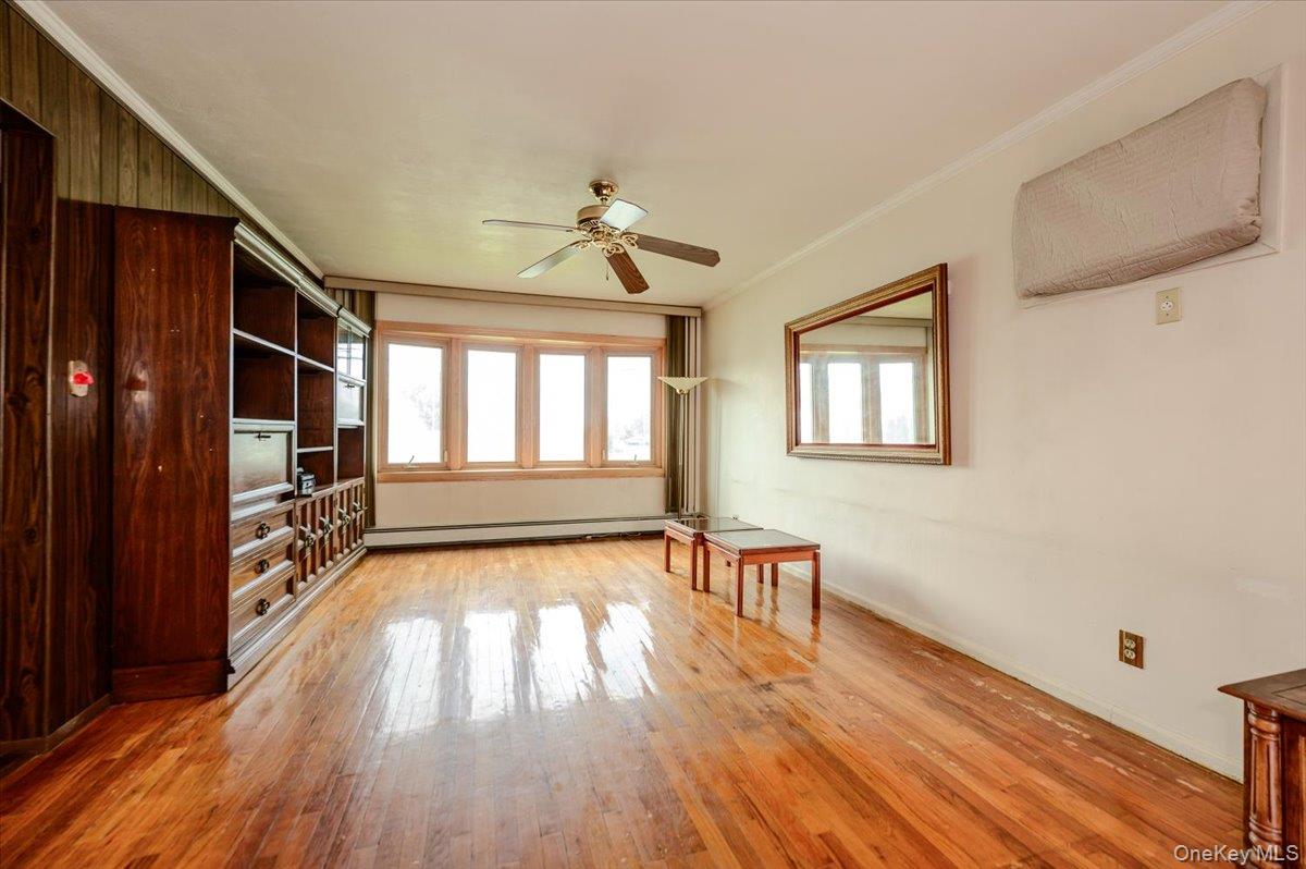 377 Bellmore Road Property Photo 2