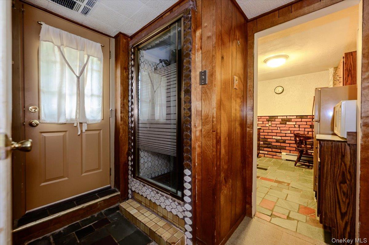 377 Bellmore Road Property Photo 15
