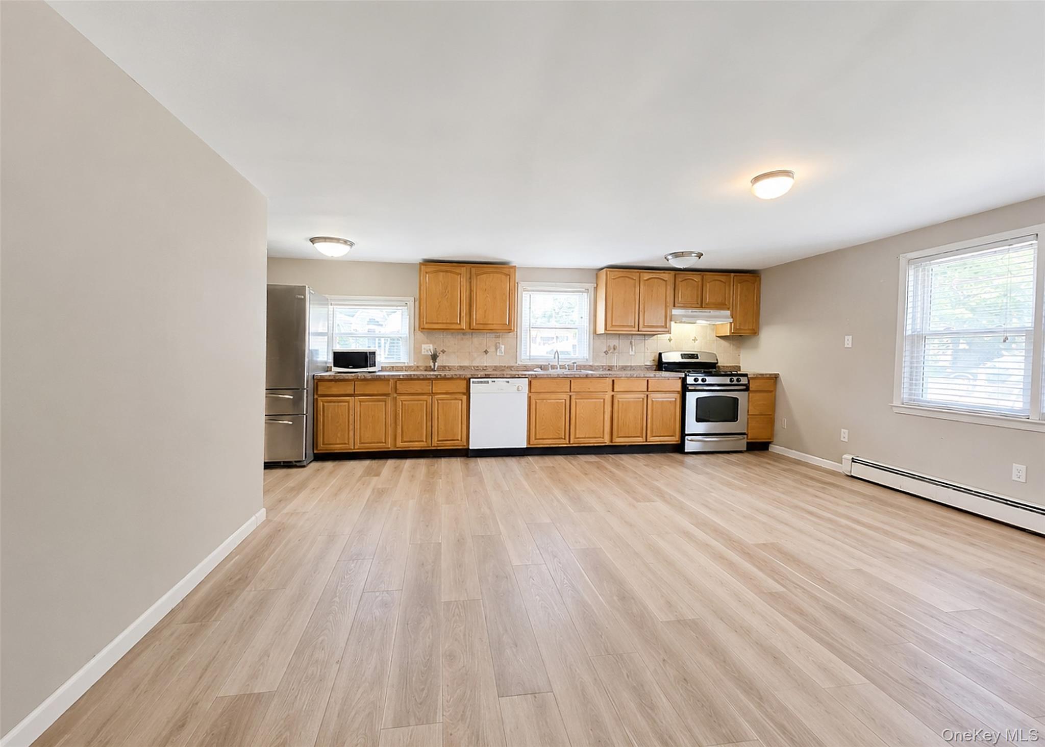 10 Midwood Place Property Photo 4