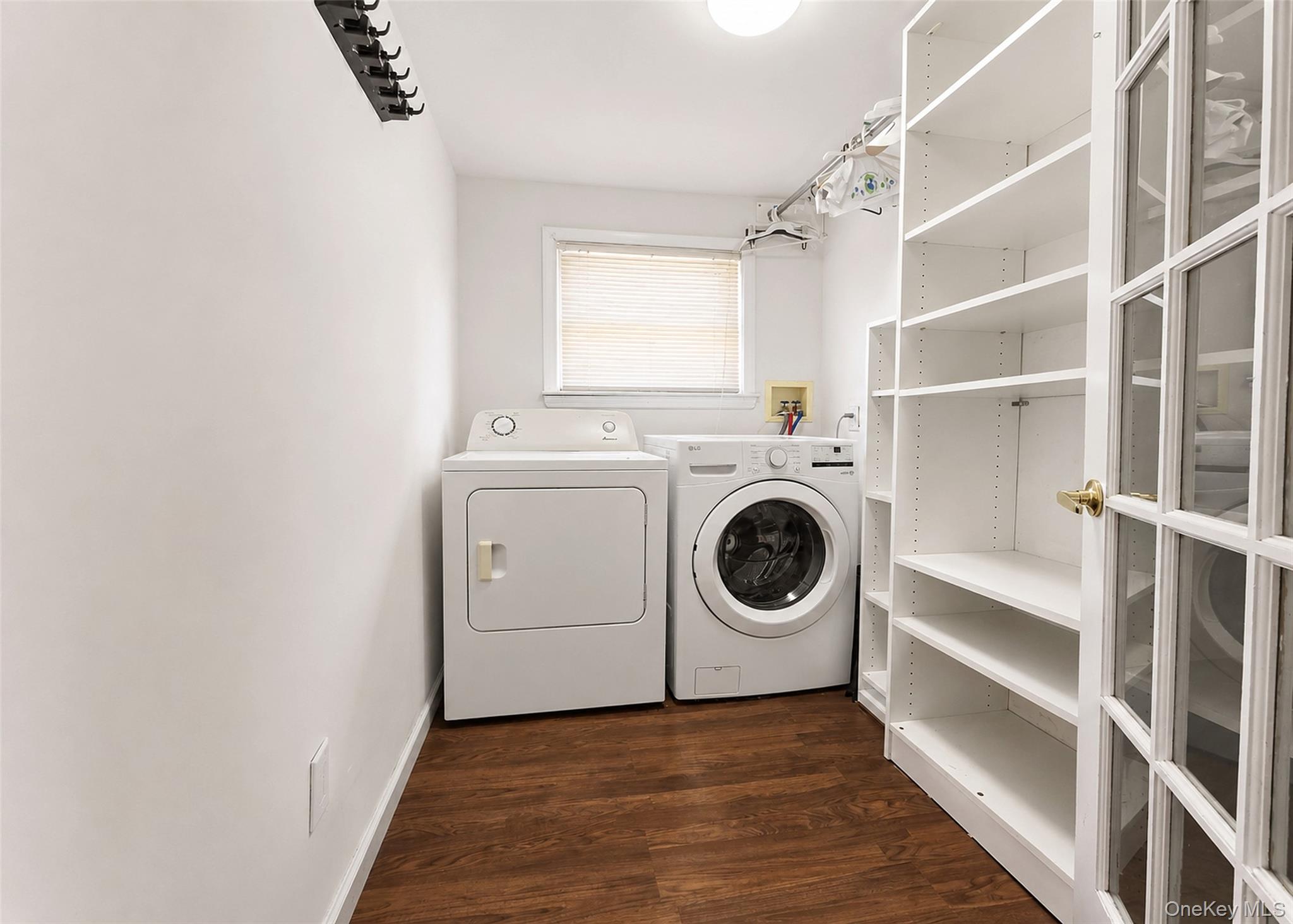 10 Midwood Place Property Photo 11