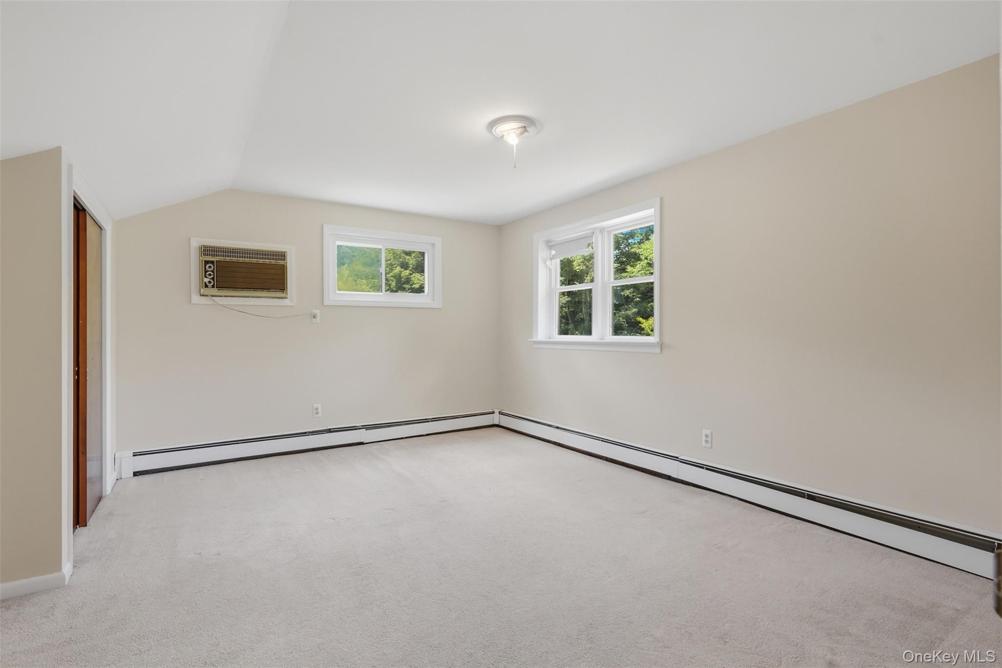 6 Jean Street Property Photo 21
