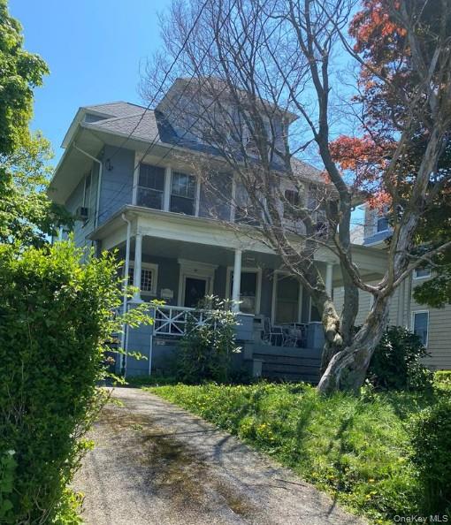 196 Elm Street Property Photo 1