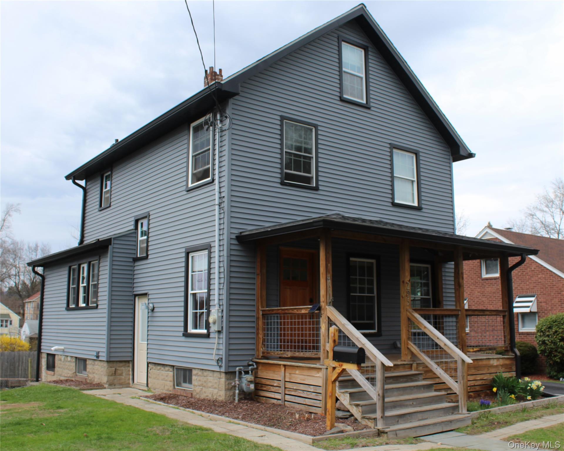 295 Lucas Avenue Property Photo 2