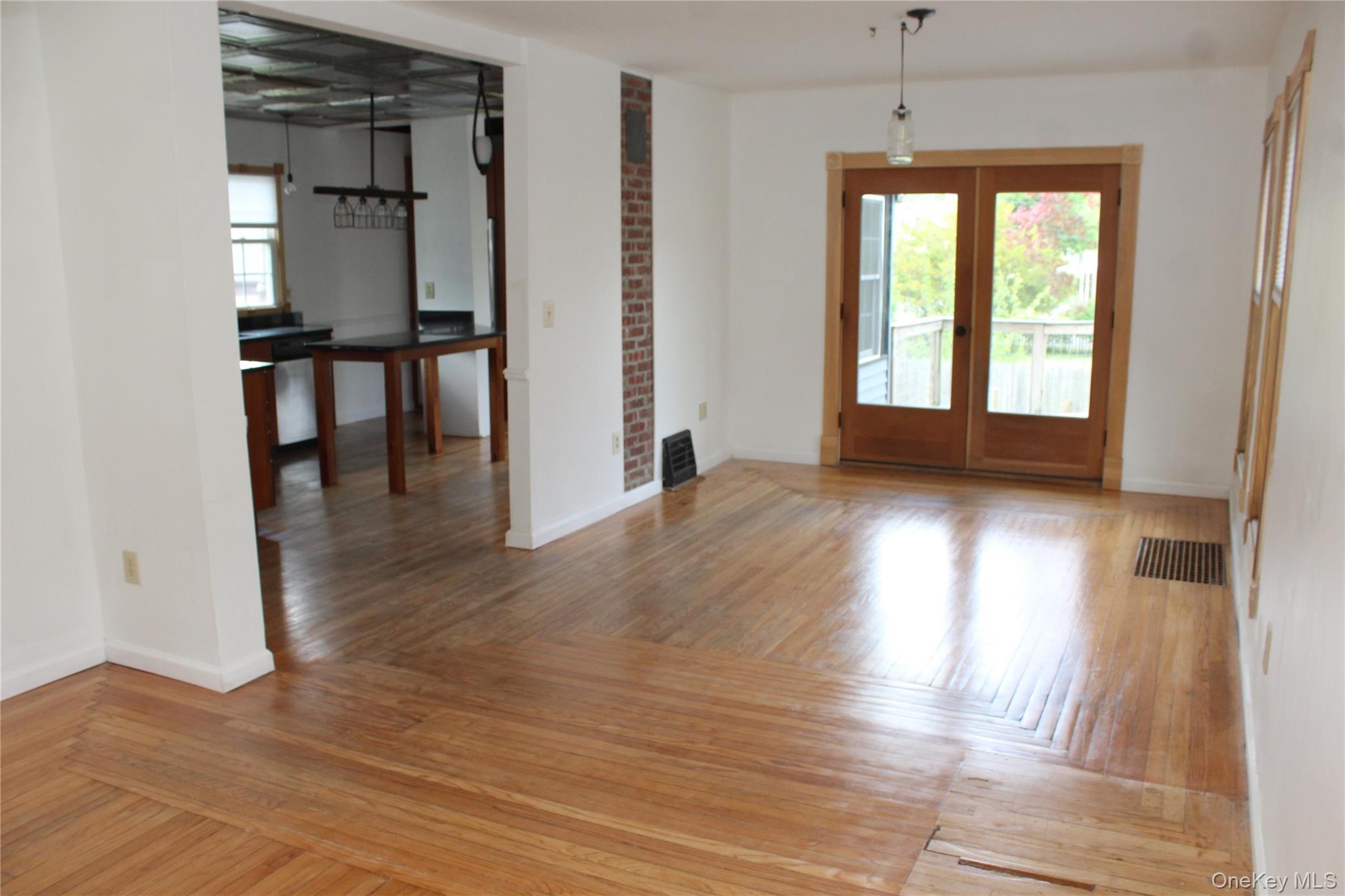 295 Lucas Avenue Property Photo 13