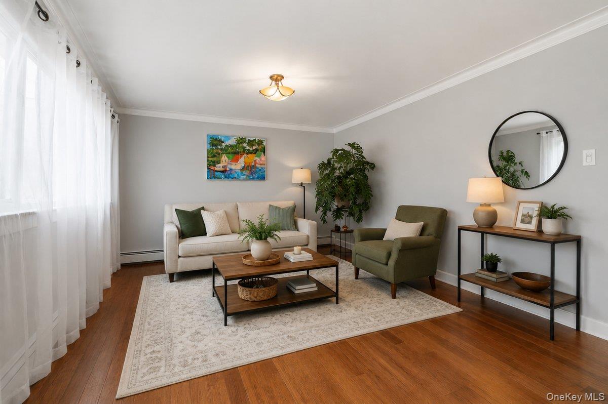 1042 Jefferson Street Property Photo 3