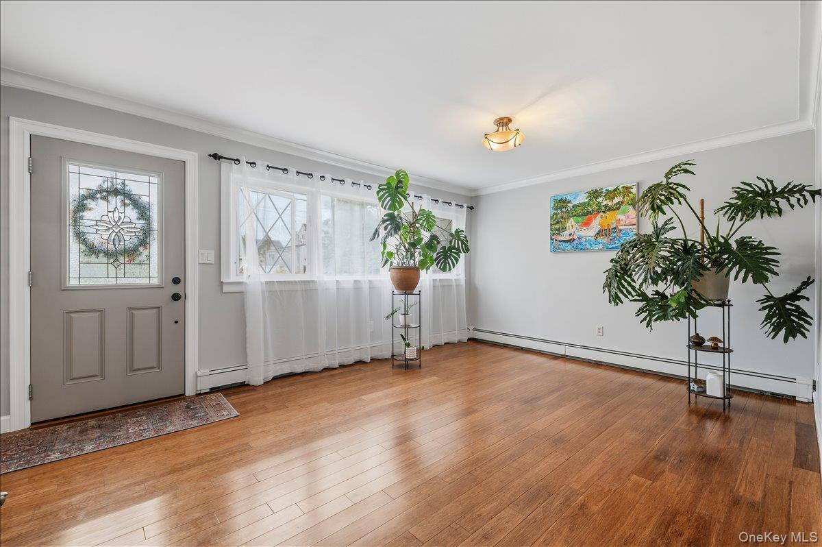 1042 Jefferson Street Property Photo 5
