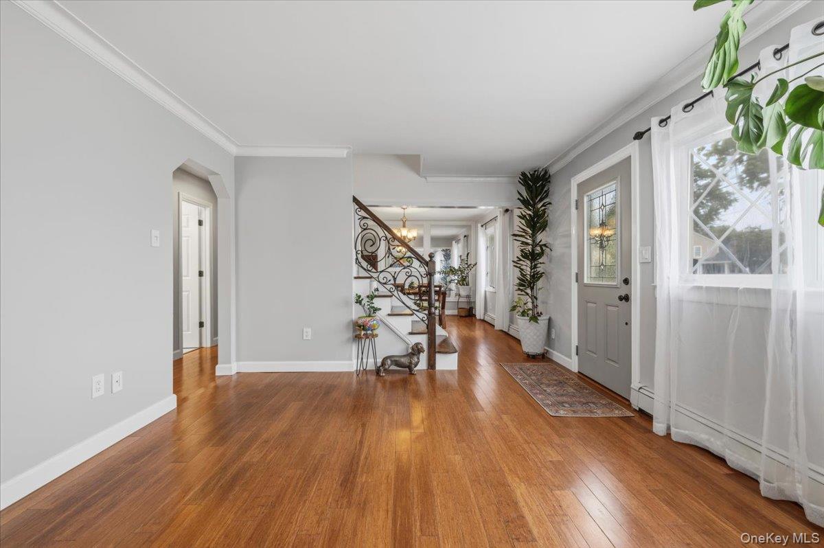 1042 Jefferson Street Property Photo 7