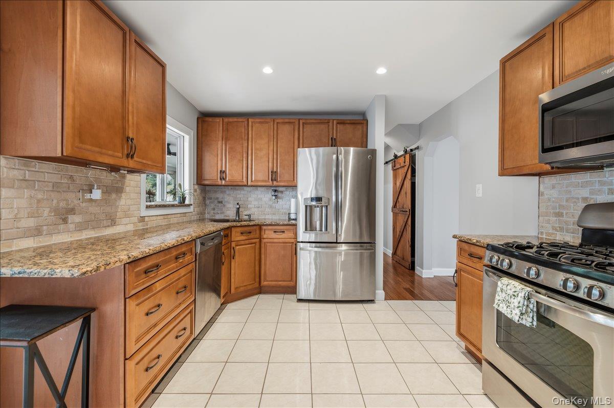1042 Jefferson Street Property Photo 16