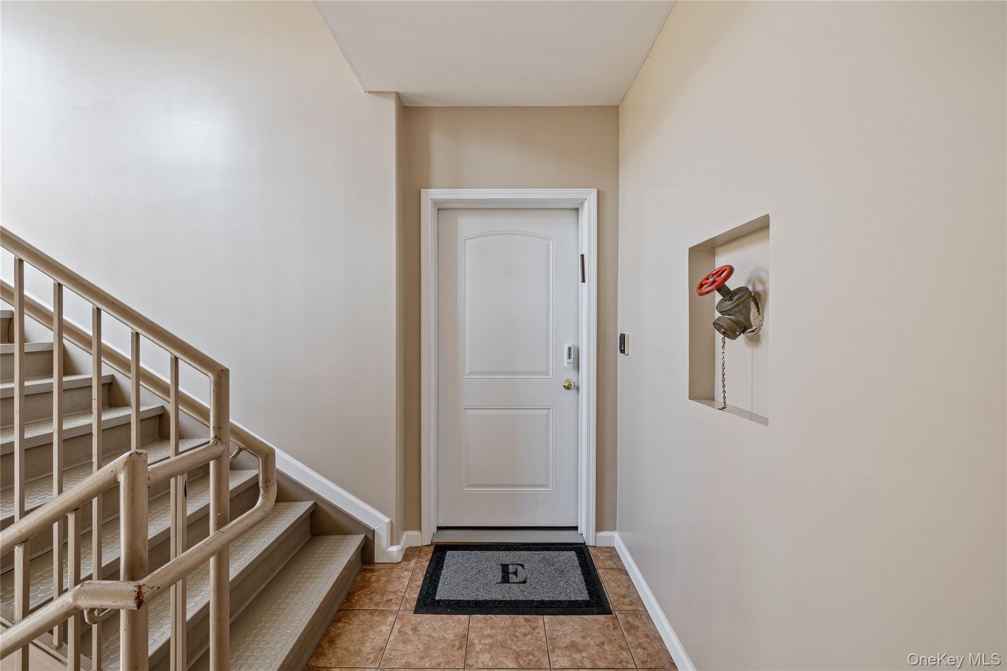 3314 Parkview Drive Property Photo 4