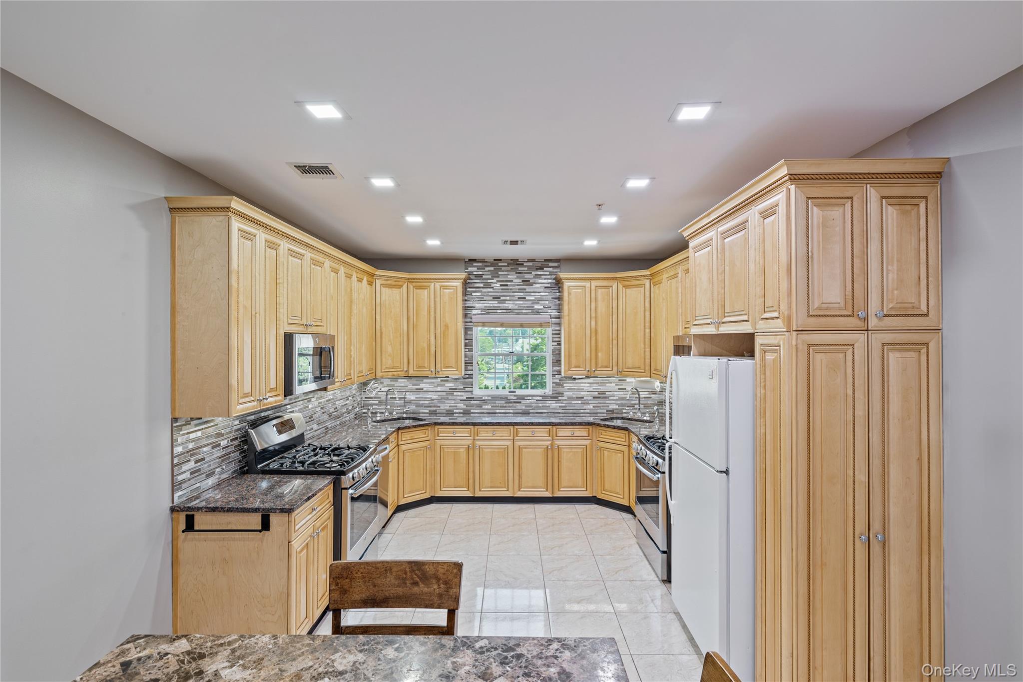 3314 Parkview Drive Property Photo 21