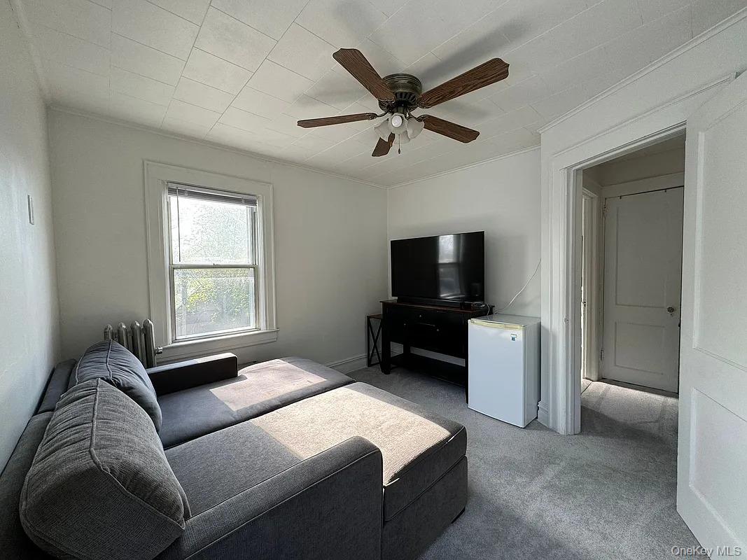 1630 E 52nd Street Property Photo 14