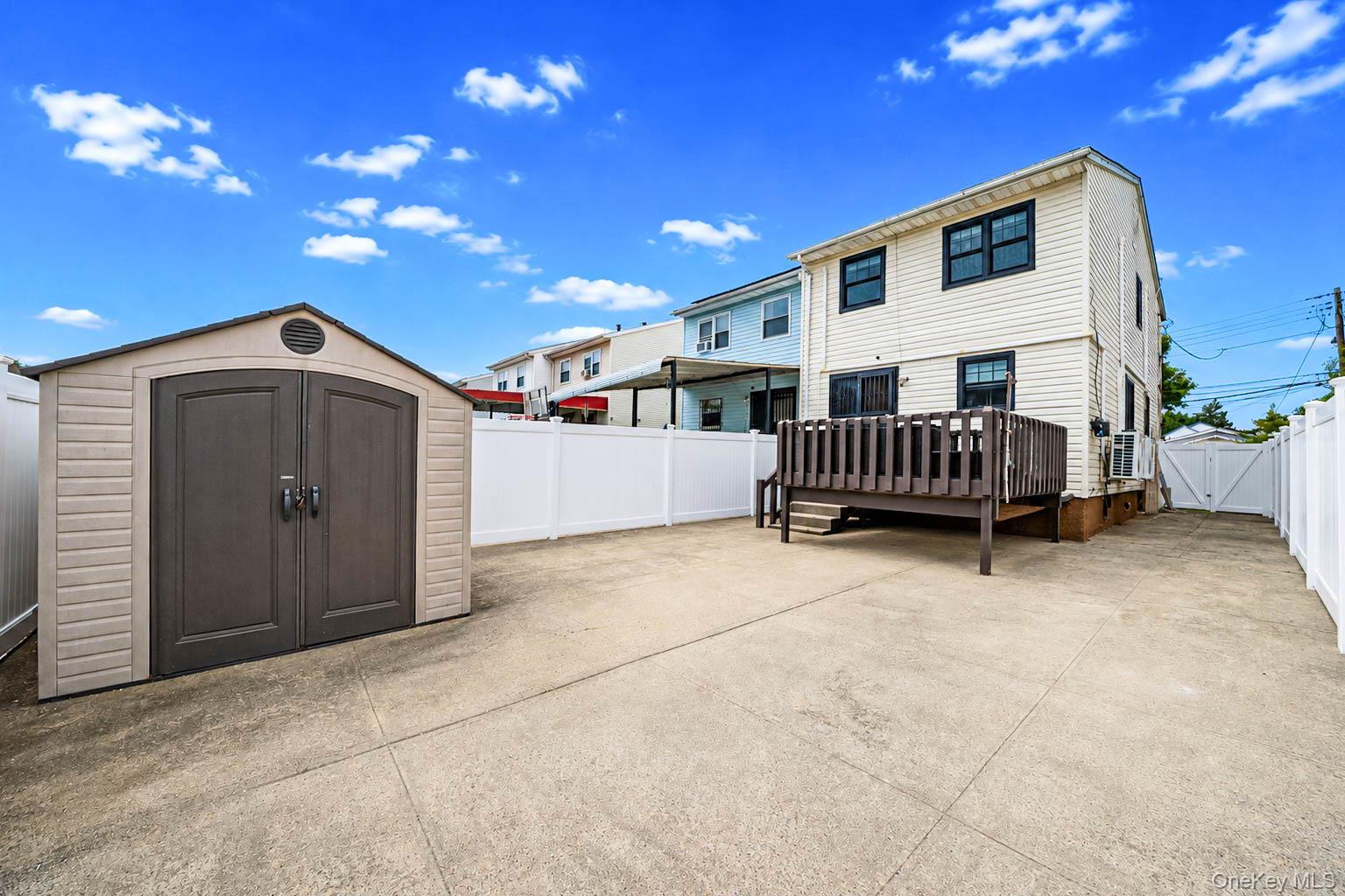 13331 127th Street Property Photo 4