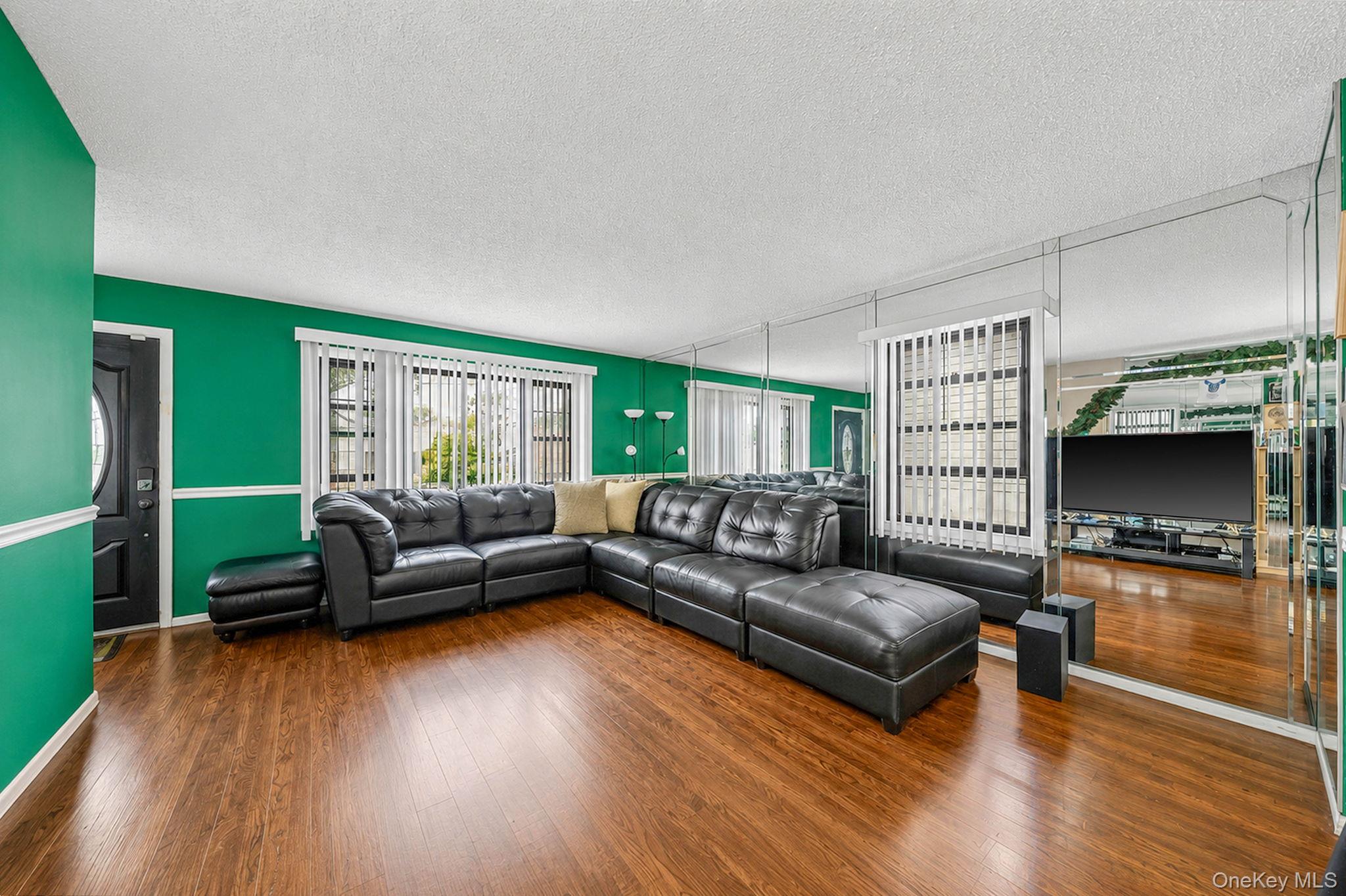 13331 127th Street Property Photo 7