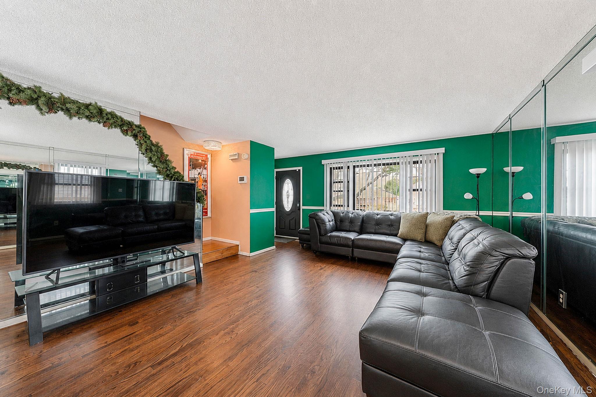 13331 127th Street Property Photo 10