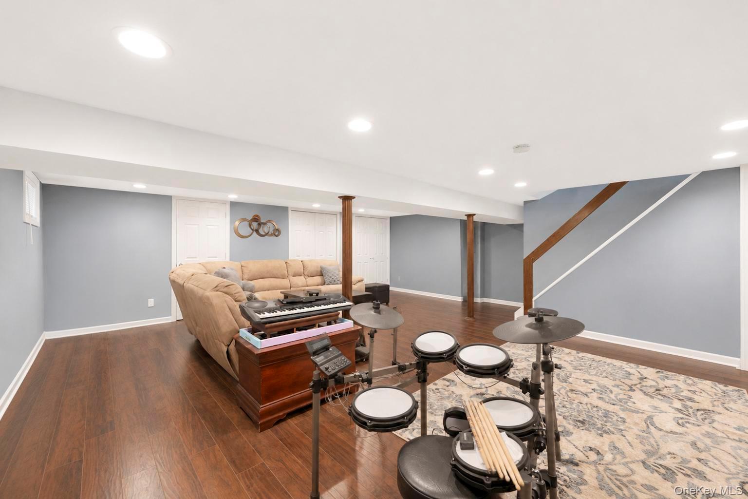 15 Lowell Drive Property Photo 30