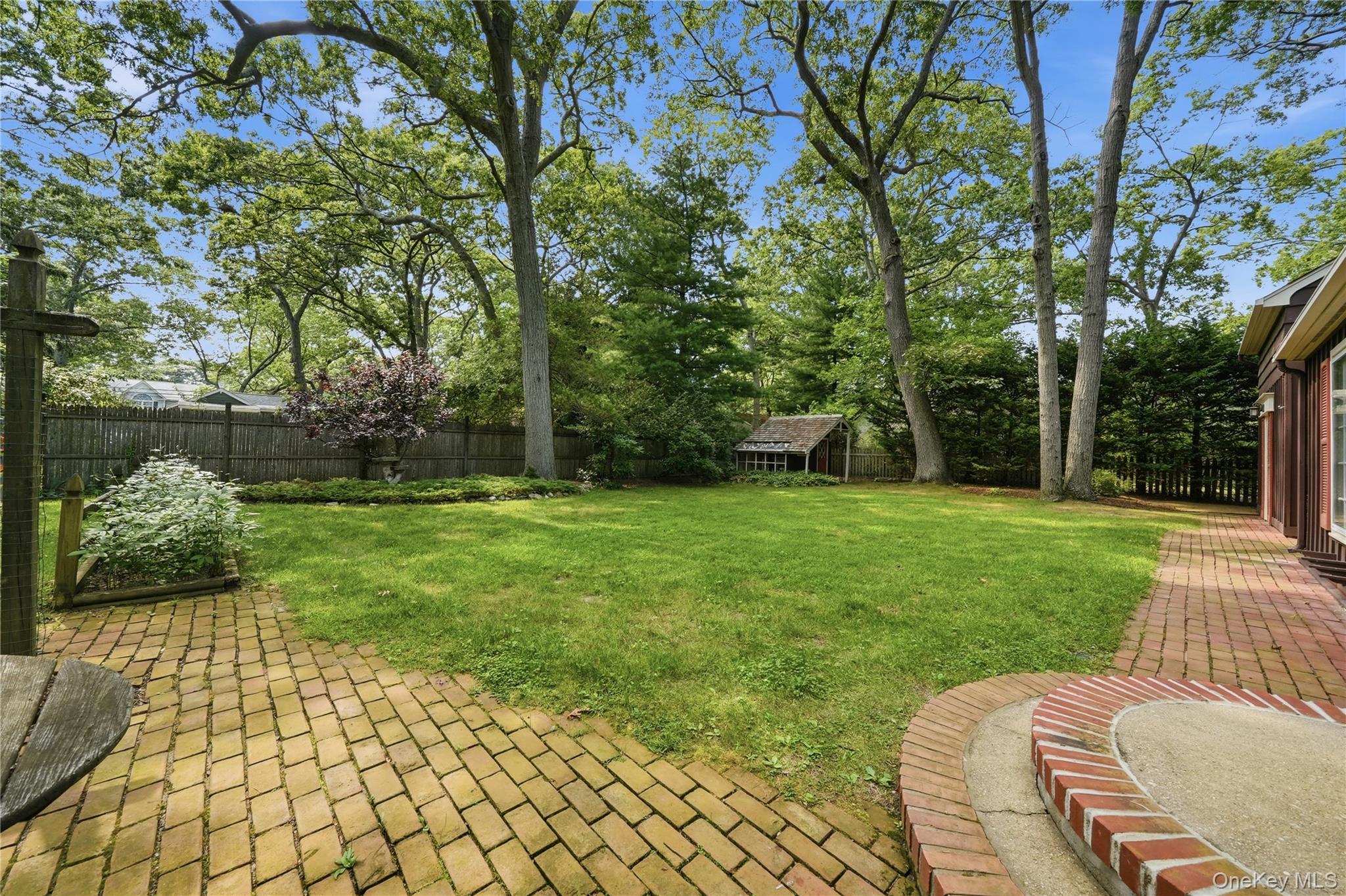481 Ackerson Boulevard Property Photo 33