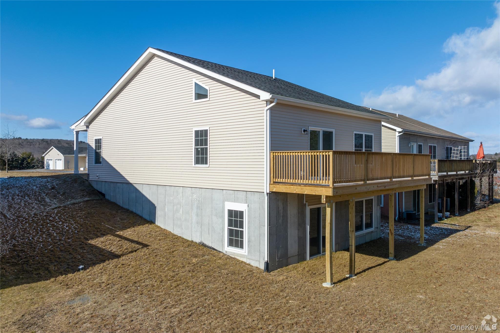 85 Ledge Court Property Photo 14
