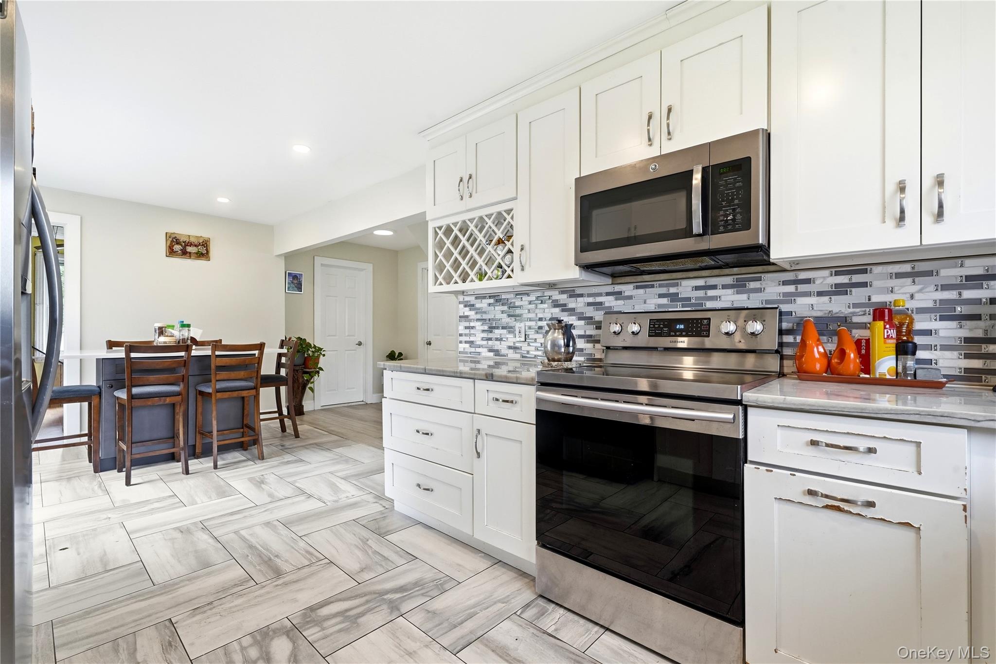 80 Everett Street Property Photo 15