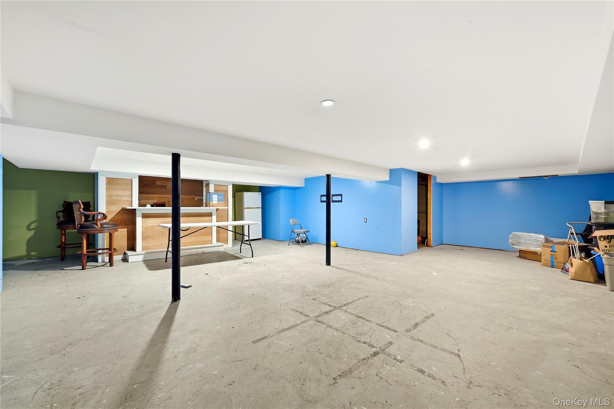 80 Everett Street Property Photo 23