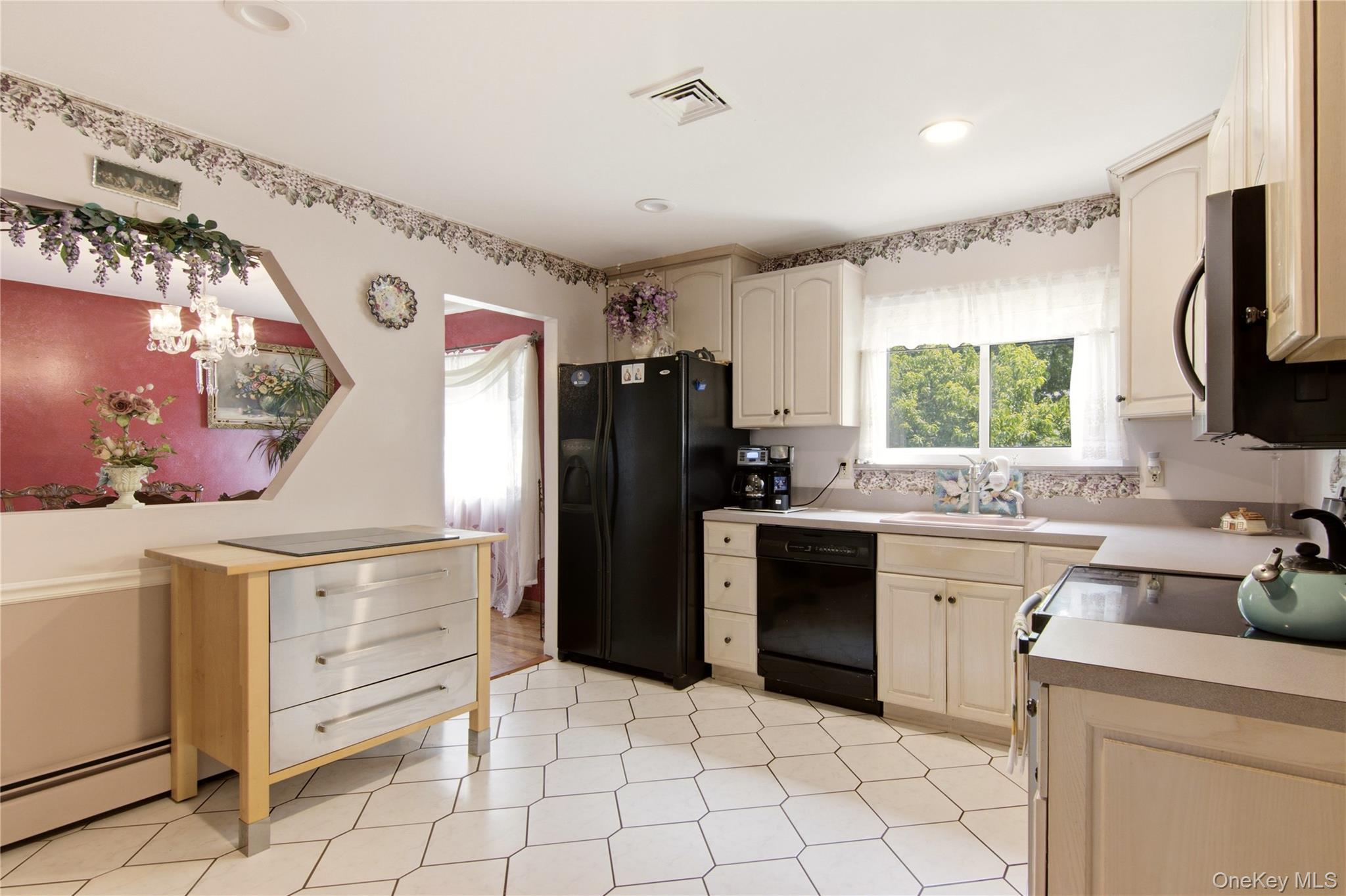 22 Clymer Street Property Photo 6